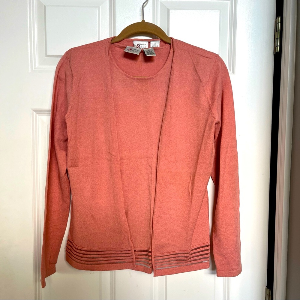 VTG Women’s Cardigan Set Size Small